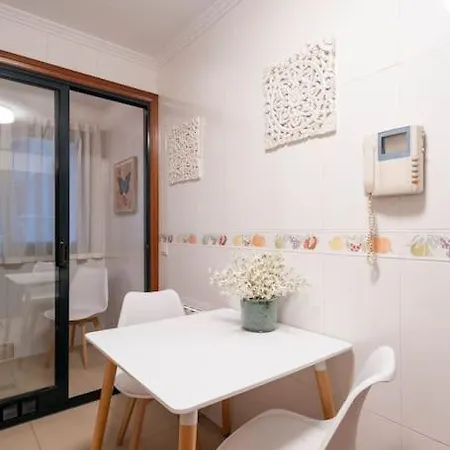 Precioso Dos Con Garaje * 比戈